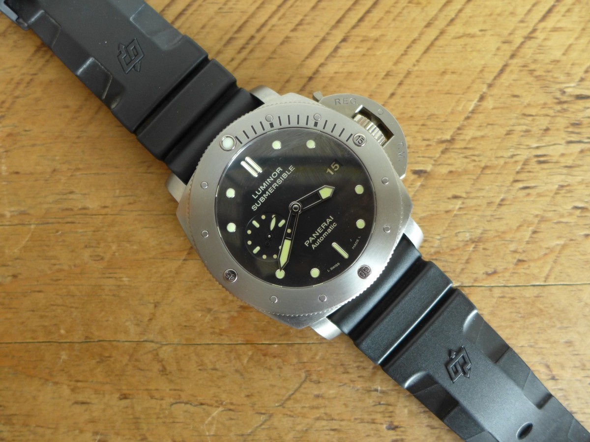 Hands on With Panerai 305 Submersible 1950 3 Day 47mm Automatic