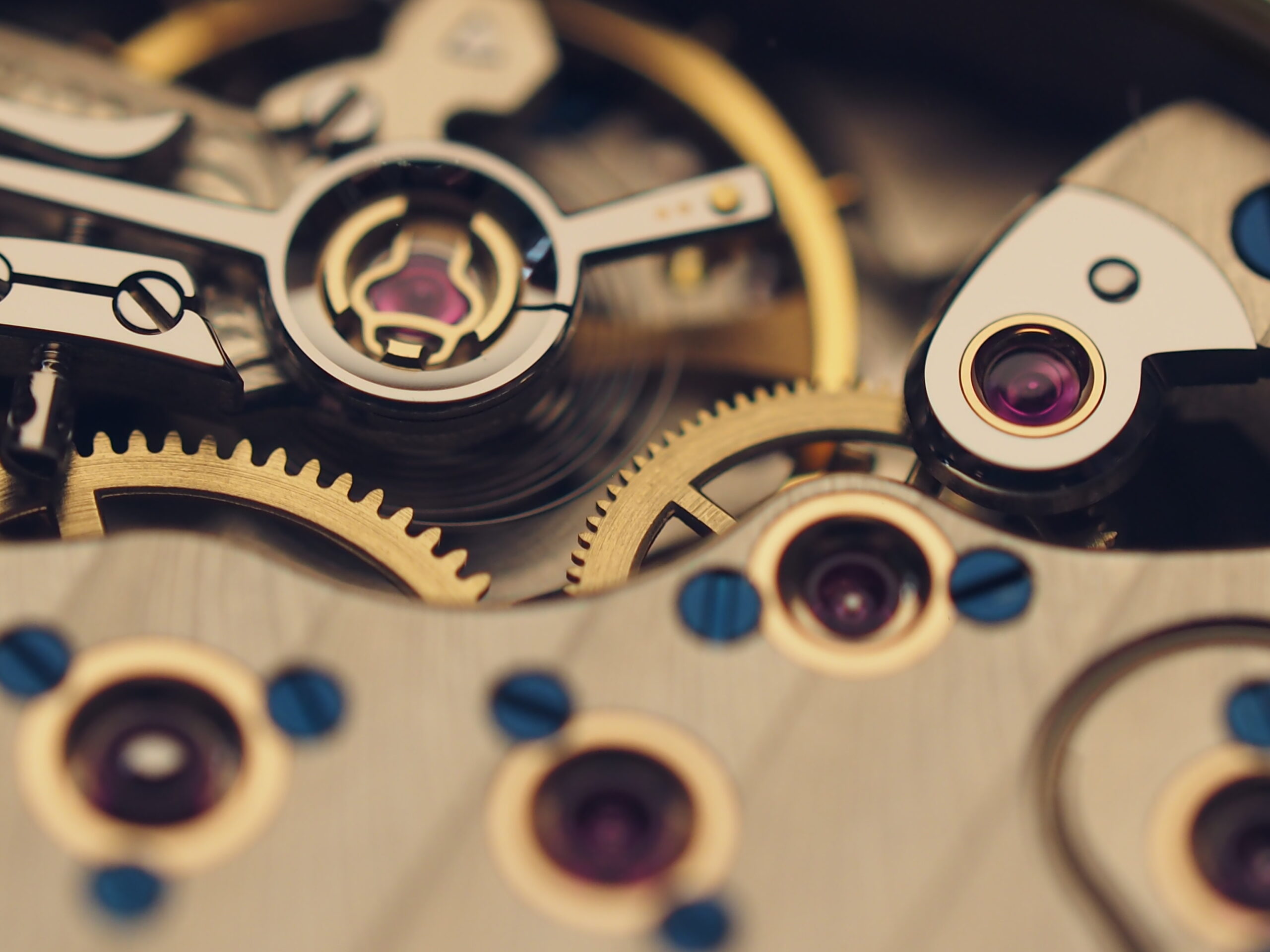 Exploring the Timeless Trends in Luxury Watches