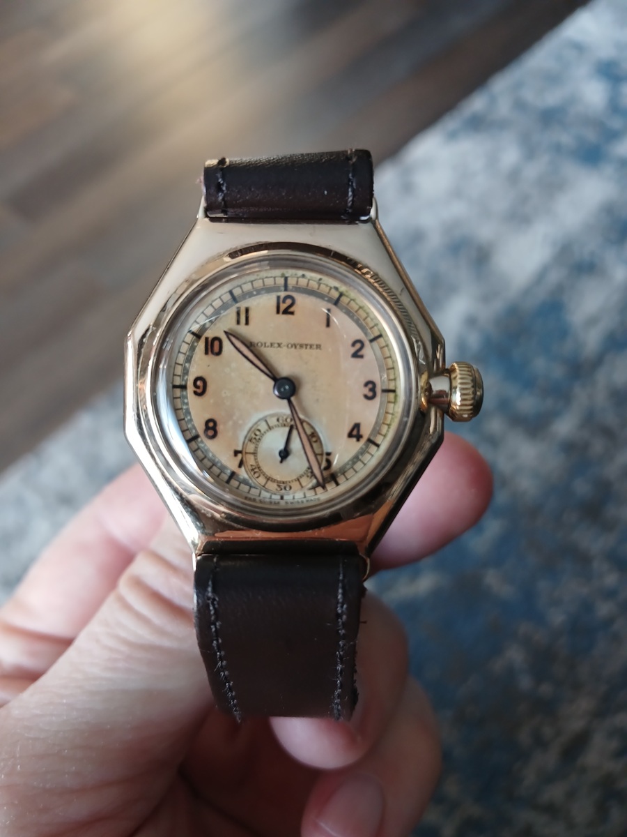 Vintage Watch Authentication: What Experts Check Before Valuing